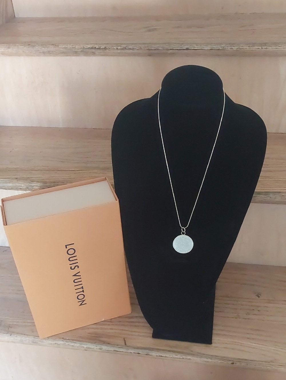 LV White Trunks & Bags Charm Pendant Necklace 18KT GP - Picture 2 of 2